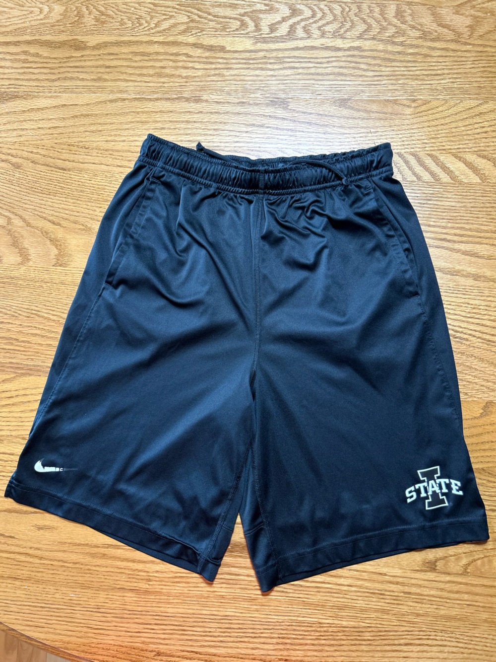 Nike Boys Fly Short 2.0 Iowa State University Black Size XL